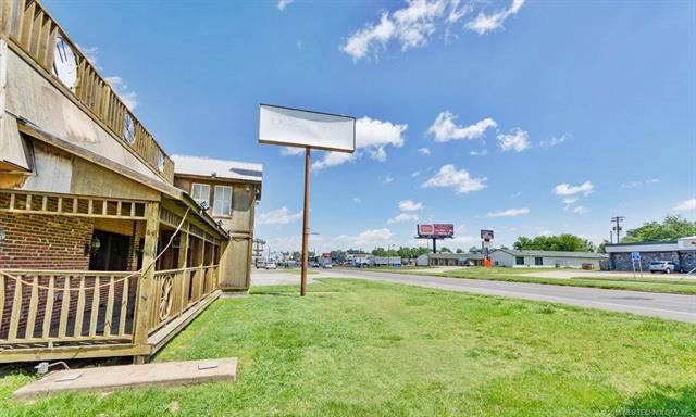 219 S 32nd St, Muskogee, OK 74401